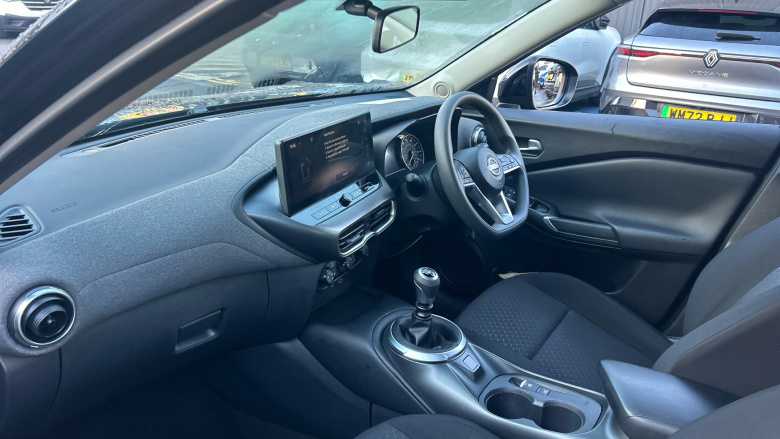 Nissan Juke 1.0 DiG-T Acenta Premium 5dr Petrol Hatchback